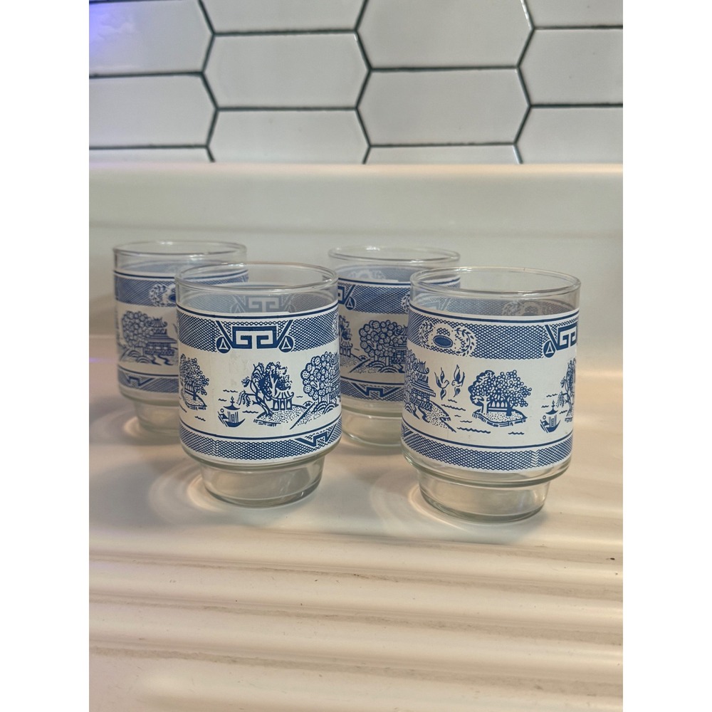 Vintage Blue Willow Juice Glasses Set of 4 Stackable Blue White Tumblers